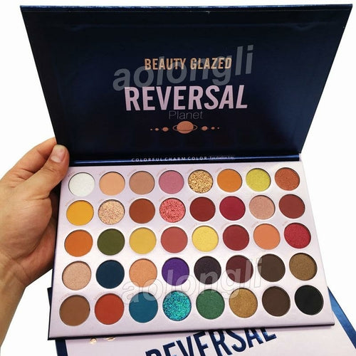 Vibrant Reversal Eyeshadow Pallette